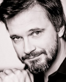 Léonard, Arnaud